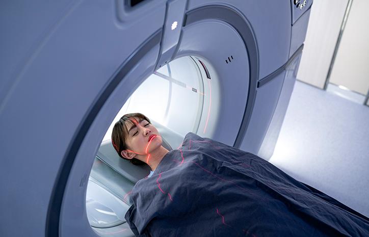 CT/MRI